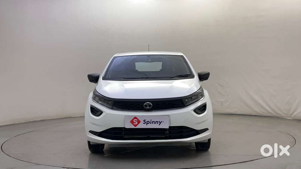 2025 1.2 XMA Plus — ₹8.46L on OLX
