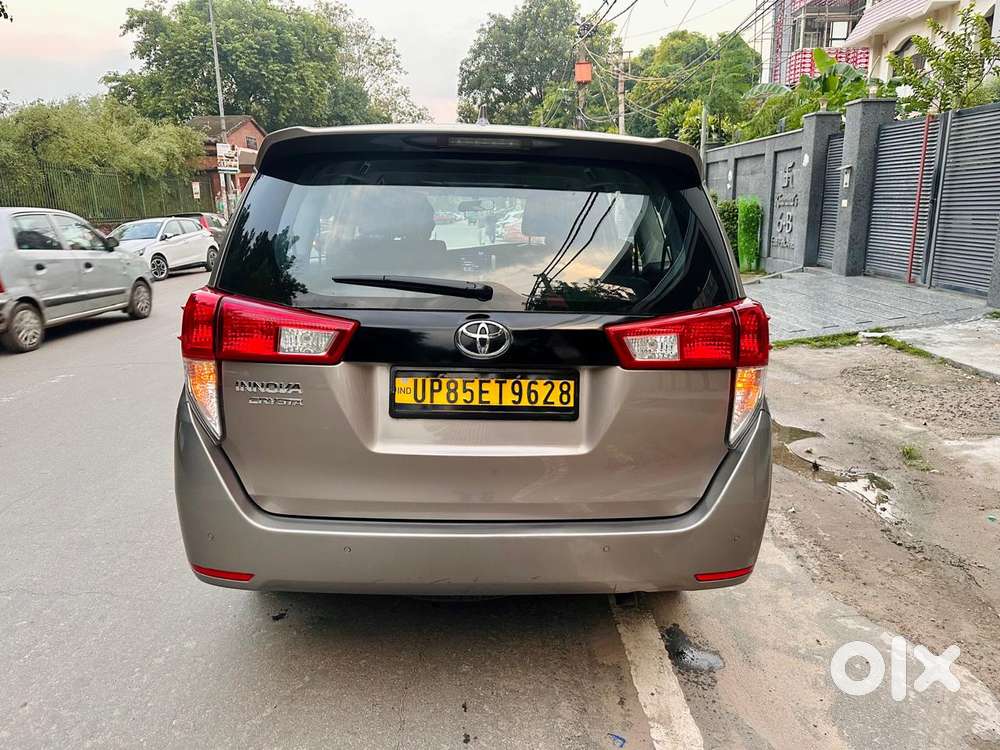 2025 Toyota Innova Crysta — used car price guide
