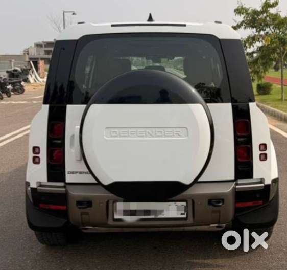 2022 Defender 2.0 110 HSE — ₹92.5L on OLX