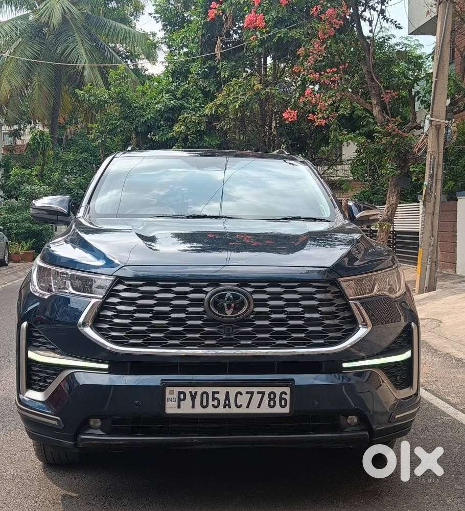 2026 2.0 ZX Hybrid 7 STR — ₹33.3L on OLX