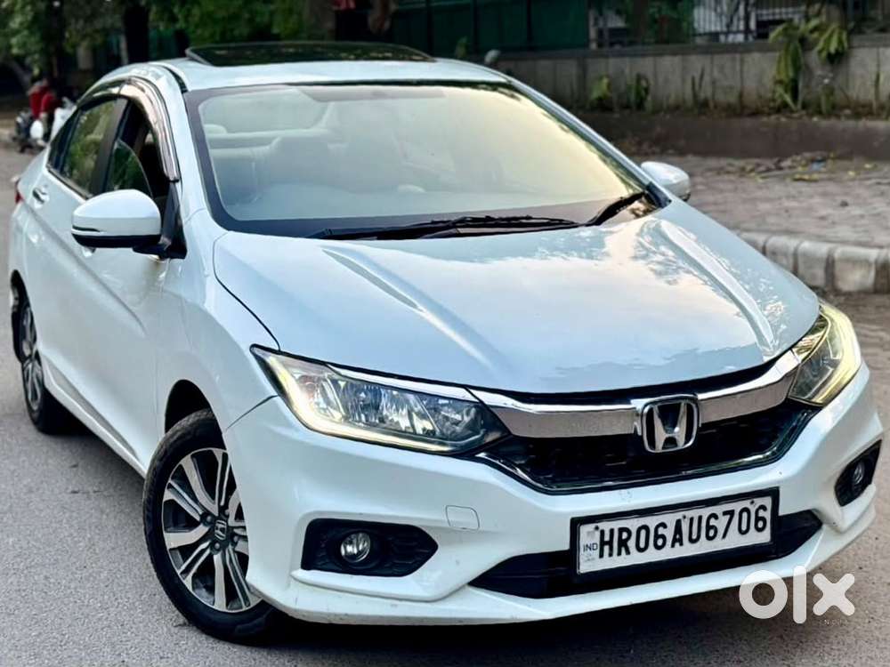2019 V MT Sunroof — ₹5.25L on OLX