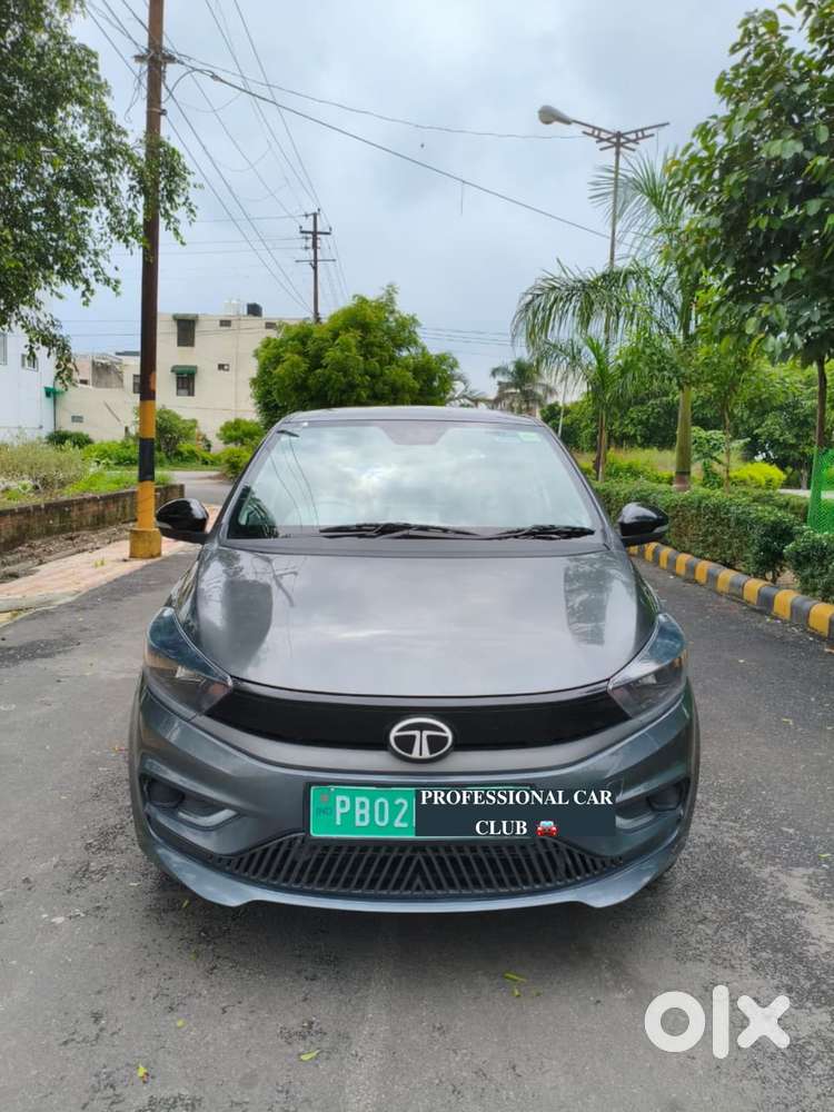 2025 XZ Plus Tech Lux LR — ₹6.90L on OLX