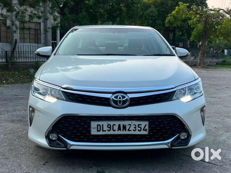2017 Hybrid — ₹9.90L on OLX