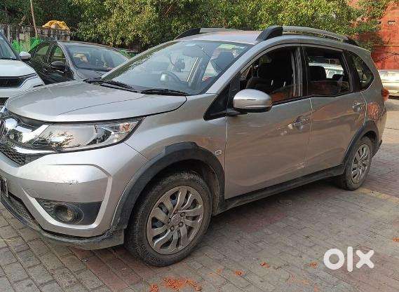 2017 i-VTEC S MT — ₹4.25L on OLX