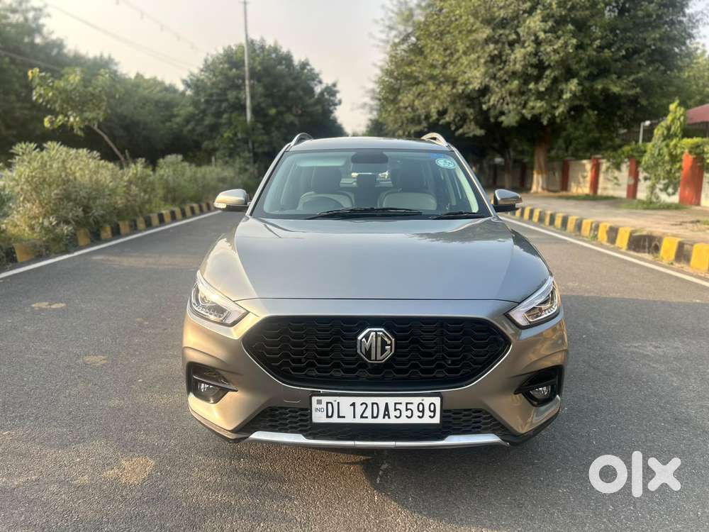 2025 select 1.5 CVT — ₹11.8L on OLX