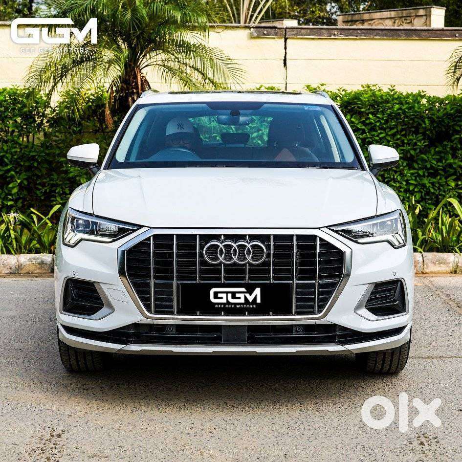 2023 40 TFSI Premium Plus — ₹29.8L on OLX