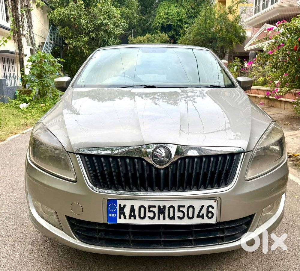 2014 [2011-2016] 1.6 TDI Ambition Plus Alloy — ₹3.90L on OLX