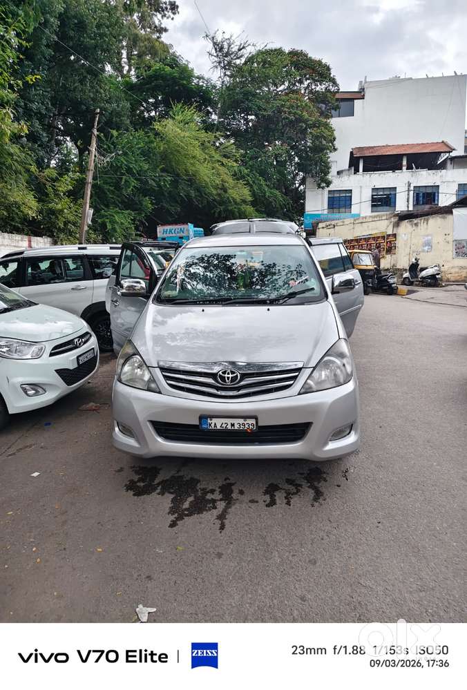 2009 2.5 V 7 STR — ₹4.75L on OLX