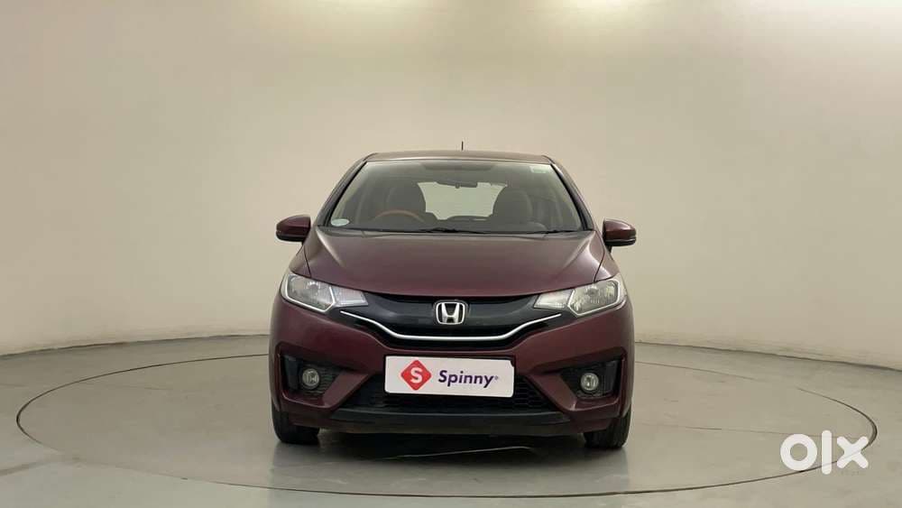 2017 V AT i-VTEC — ₹3.73L on OLX