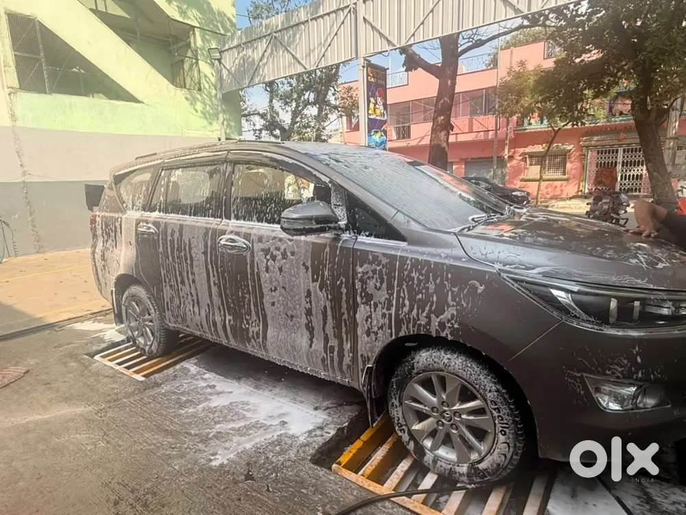 2016 [2016-2020] 2.7 VX AT 7 STR — ₹14.6L on OLX
