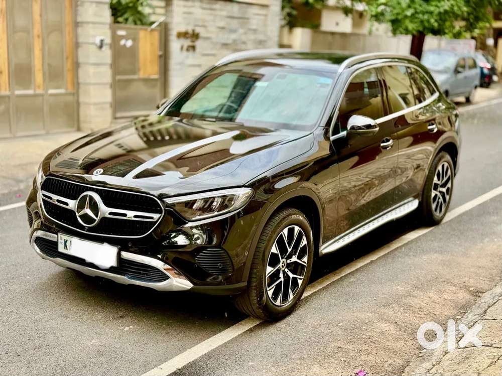 2023 Mercedes-Benz GLC, 2023, Petrol — ₹67.0L on OLX