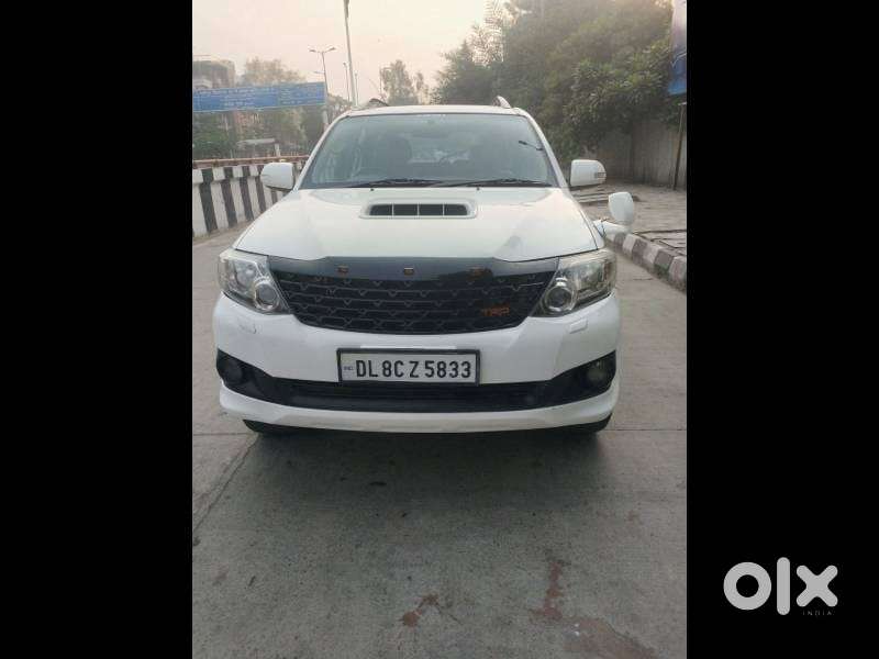2013 3.0 4x2 AT — ₹11.5L on OLX