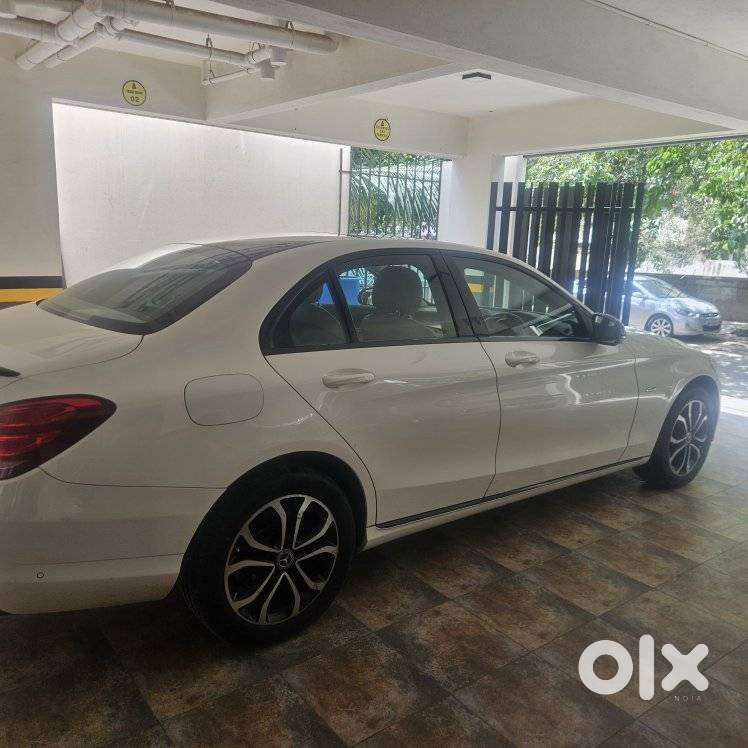 2018 2.0 220d — ₹22.0L on OLX