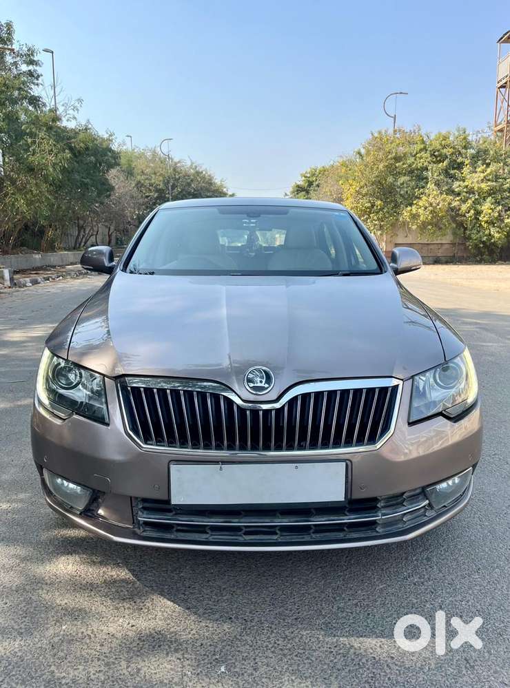 2014 2013-2015 Elegance 1.8 TSI AT — ₹4.50L on OLX