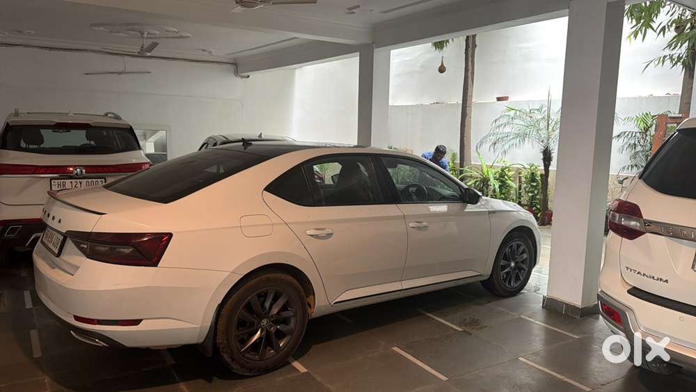 2022 2.0 sportline TSI AT — ₹25.0L on OLX