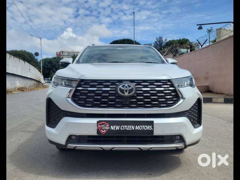 2023 2.0 VX Hybrid 7 STR — ₹27.0L on OLX