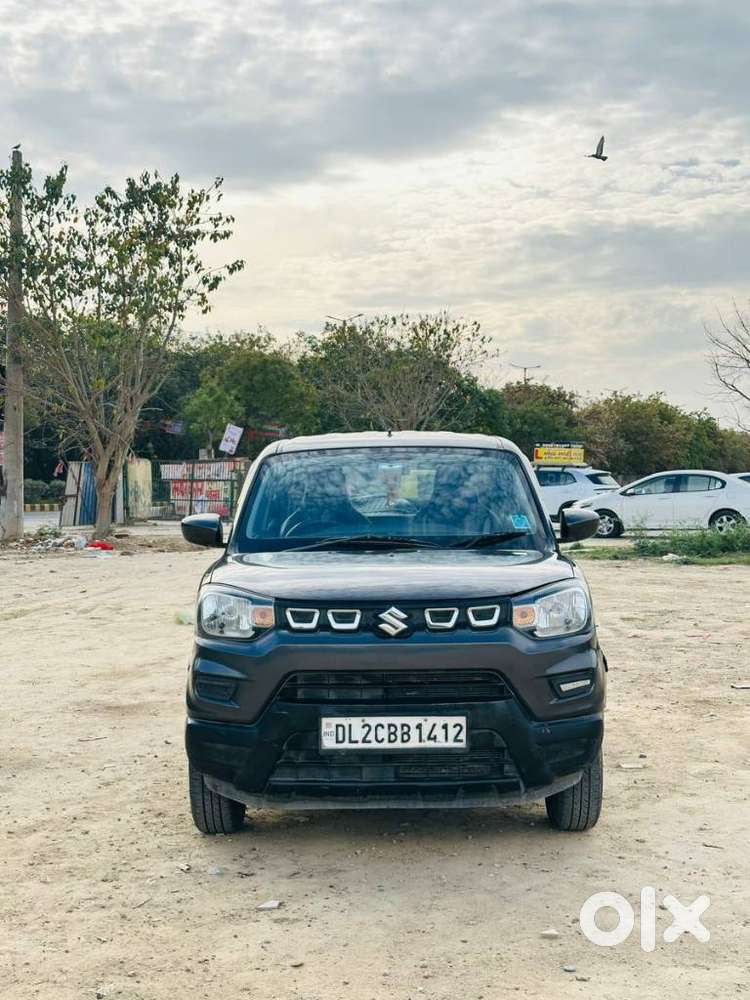 2020 VXI Plus — ₹2.99L on OLX