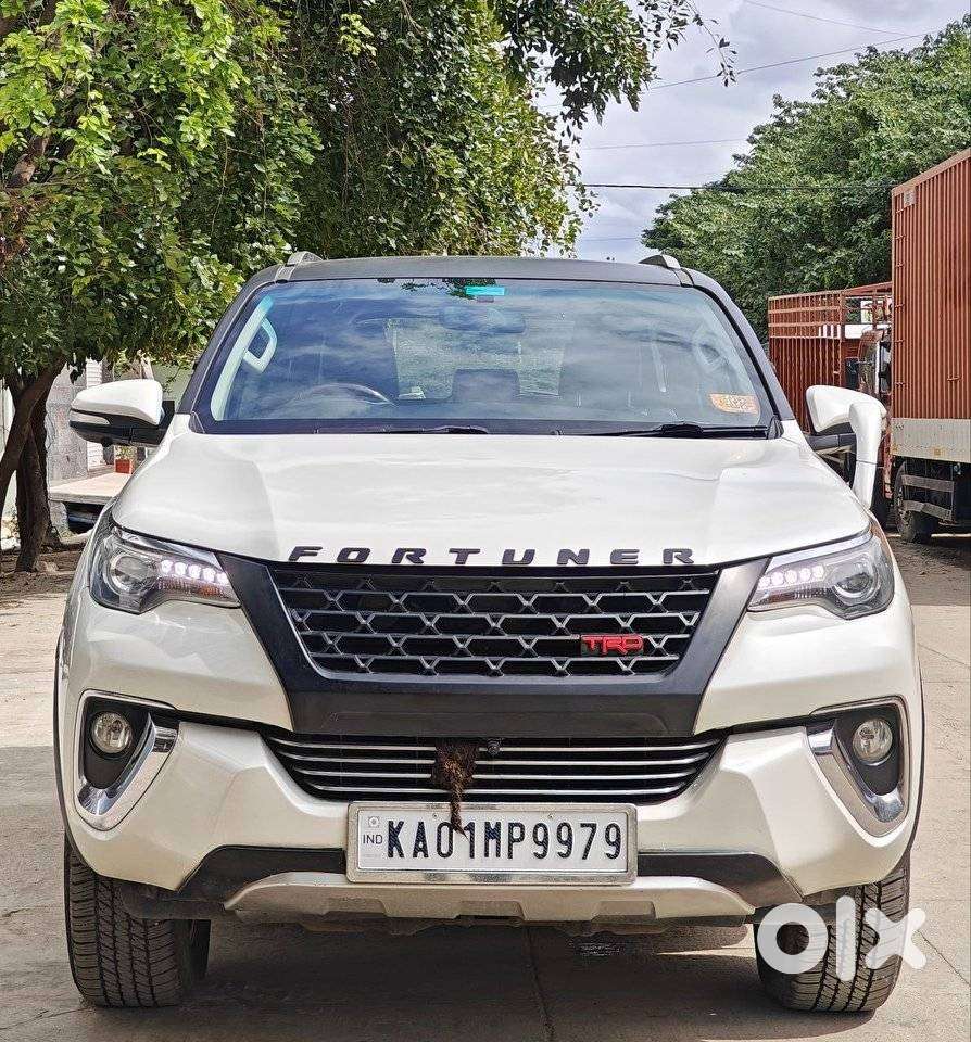 2017 4X4 AT 2.8 Diesel — ₹24.5L on OLX