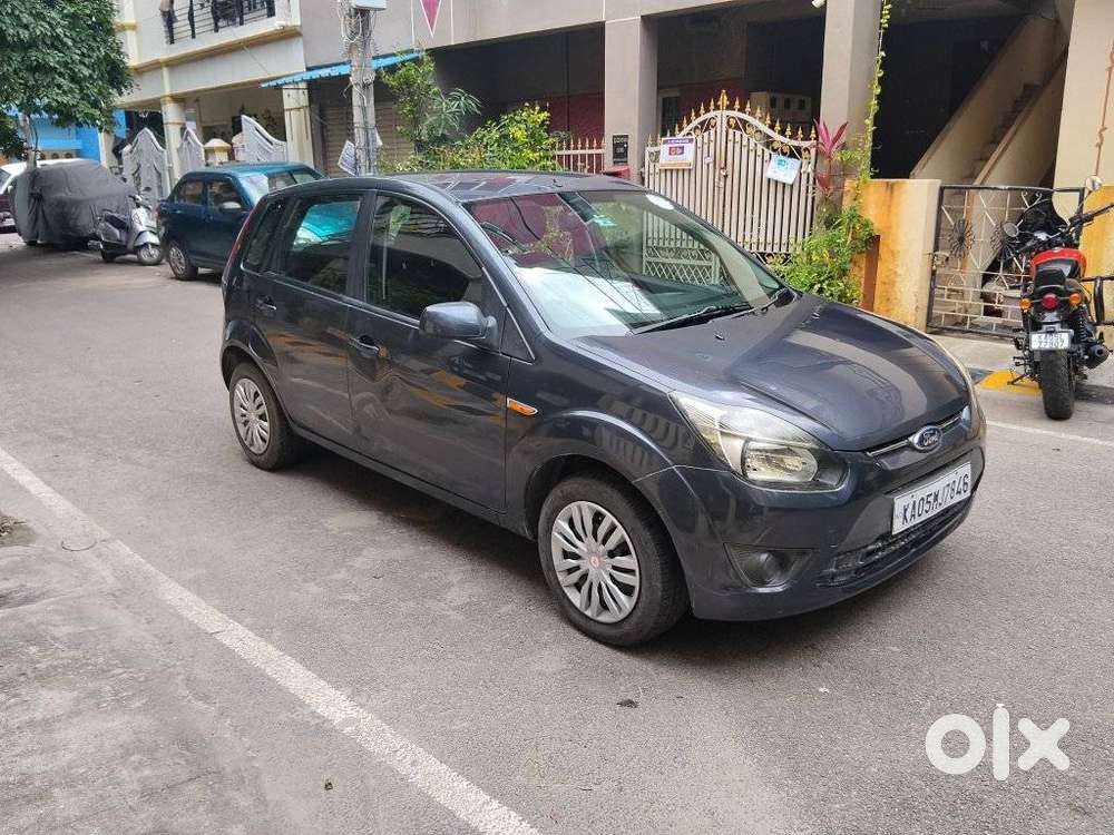 2011 2010-2012 Petrol ZXI — ₹1.55L on OLX