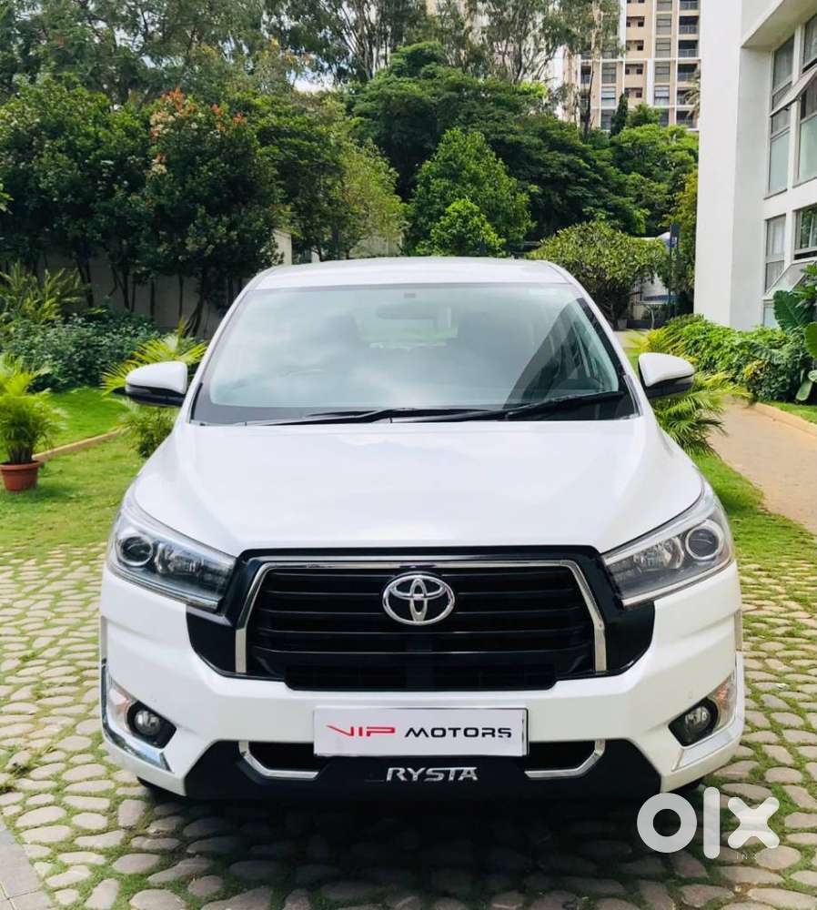 2023 2.4 V — ₹25.8L on OLX