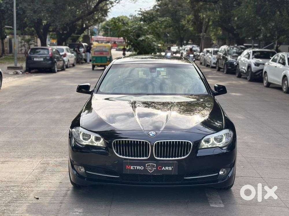 2013 2.0 525D Luxury Line — ₹14.8L on OLX