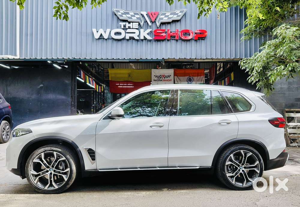 2024 3.0 xDrive 40I SportX Plus — ₹88.0L on OLX