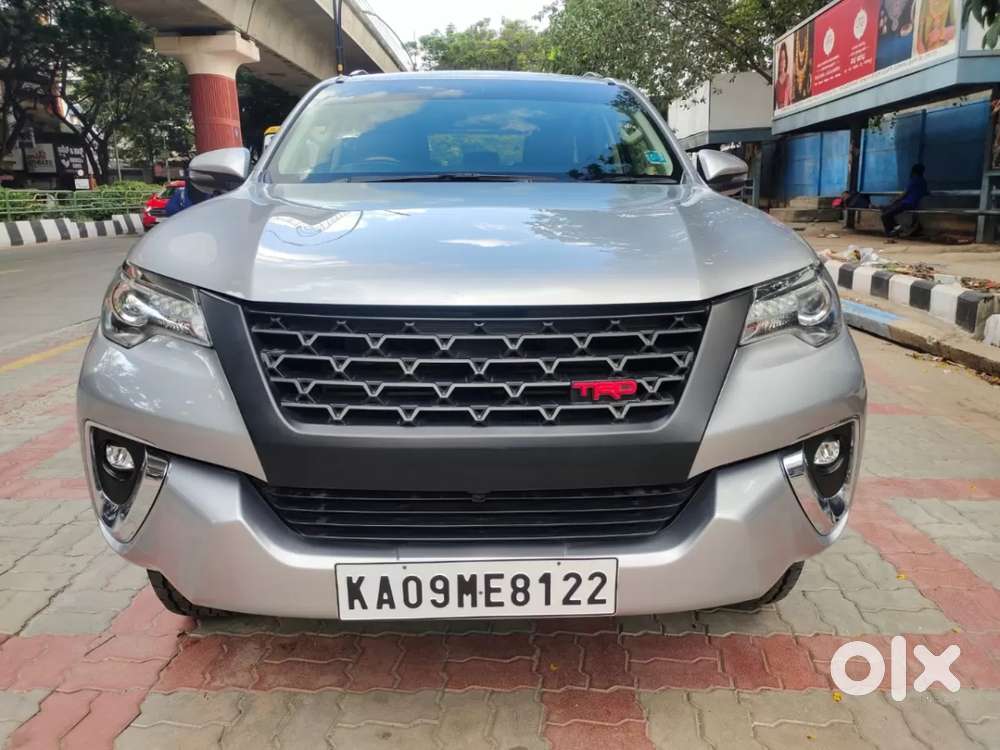 2019 4X2 MT 2.8 Diesel — ₹28.4L on OLX