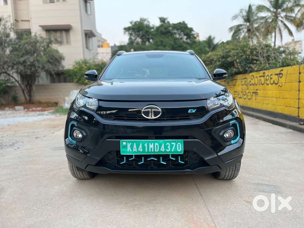 2021 XZ Plus Lux Dark Edition — ₹7.55L on OLX