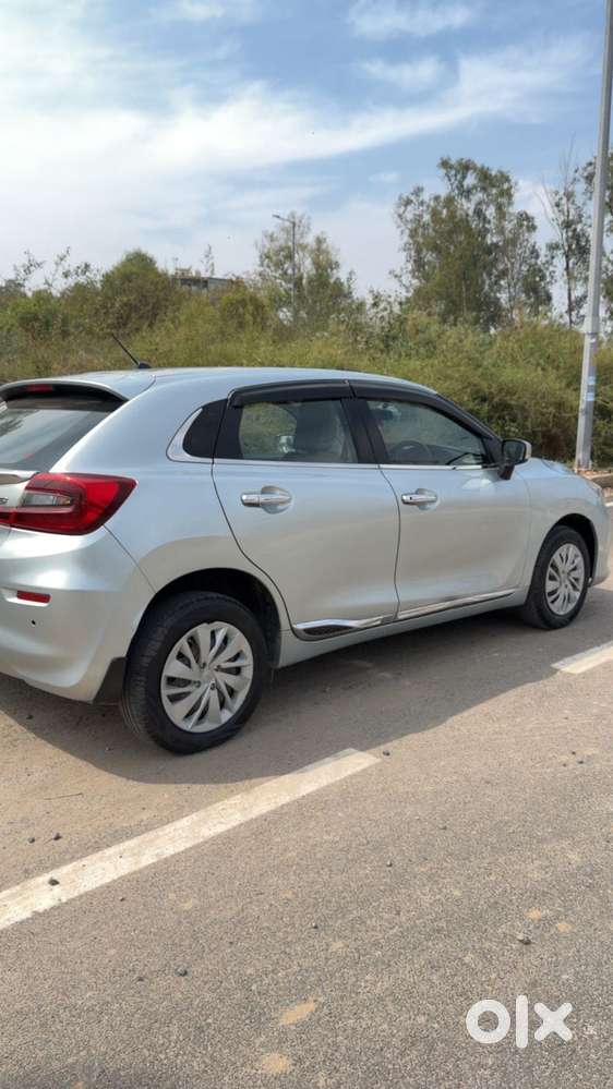 2022 1.2 S — ₹5.25L on OLX