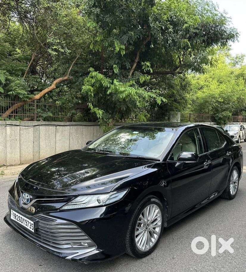 2019 Hybrid — ₹19.9L on OLX