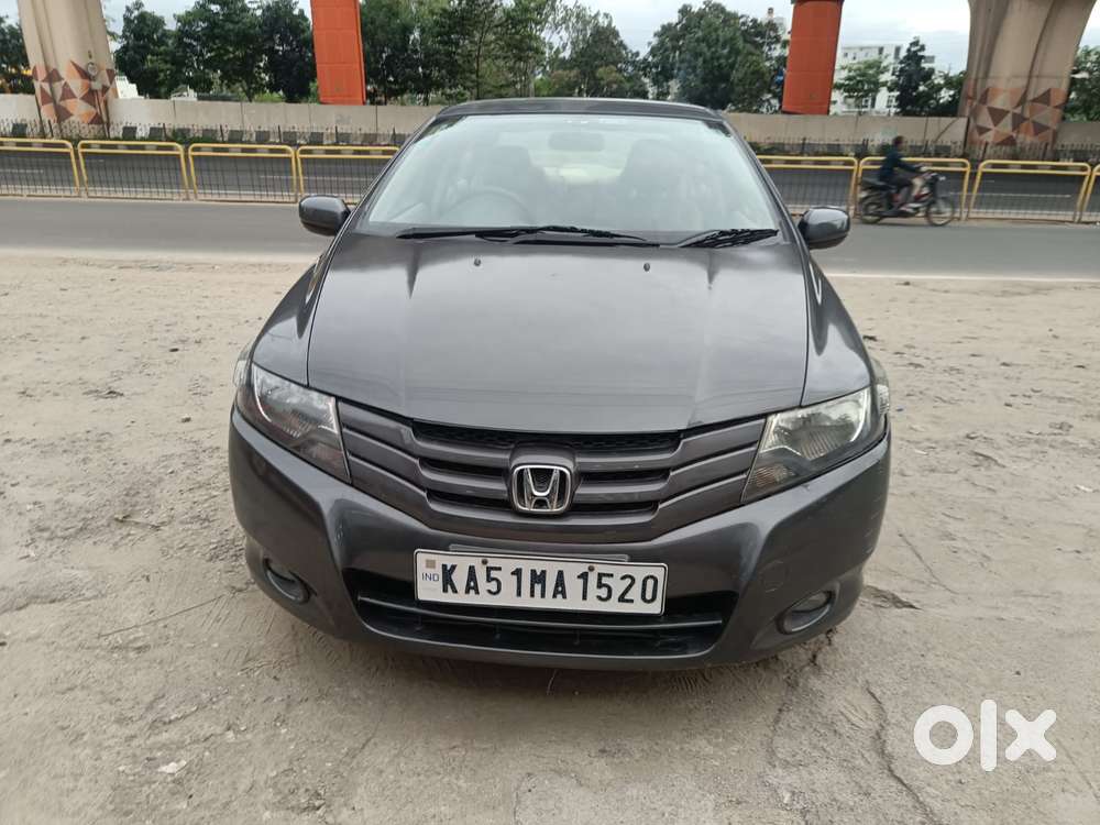 2010 V AT — ₹2.60L on OLX