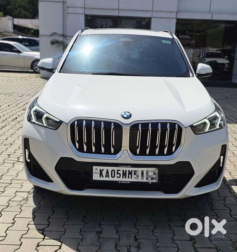 2024 sDrive18d M Sport — ₹48.0L on OLX