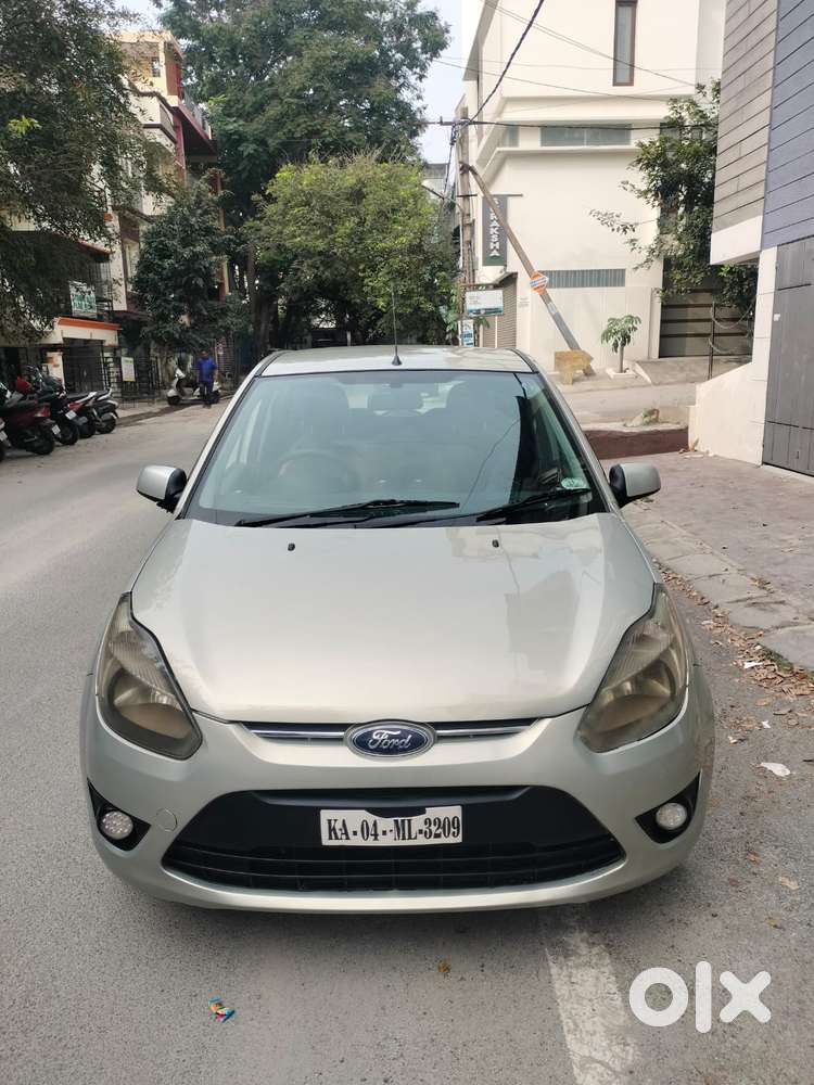 2012 2010-2012 Diesel Titanium — ₹1.75L on OLX