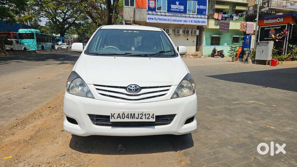 2011 2.5 G (Diesel) 7 Seater — ₹6.35L on OLX