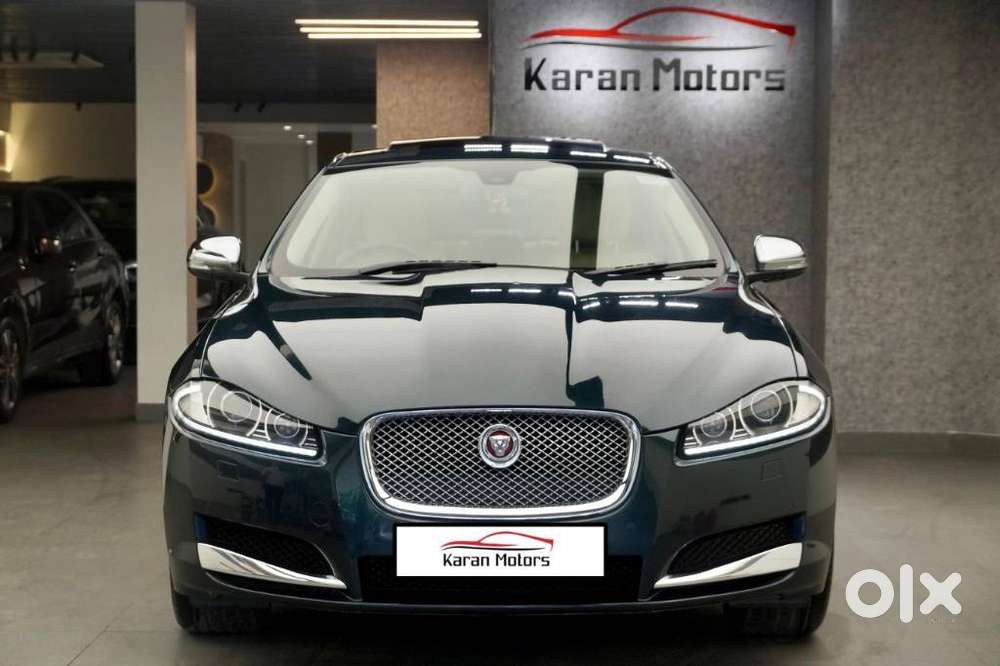 2015 2.0 Petrol Prestige — ₹12.9L on OLX