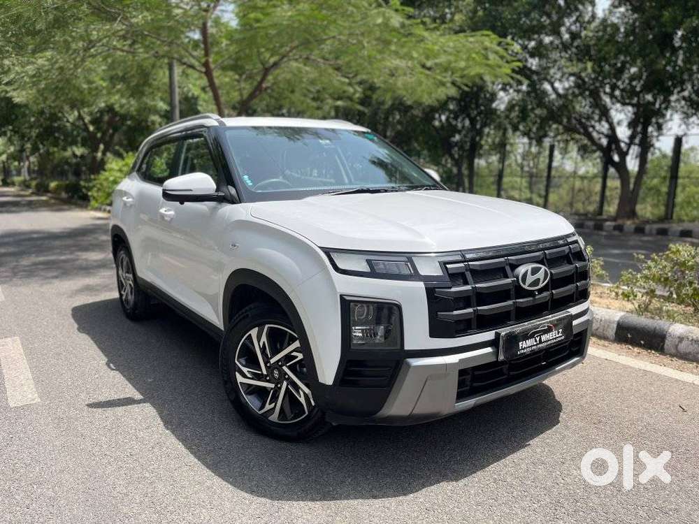 2026 1.6 E VTVT — ₹11.5L on OLX