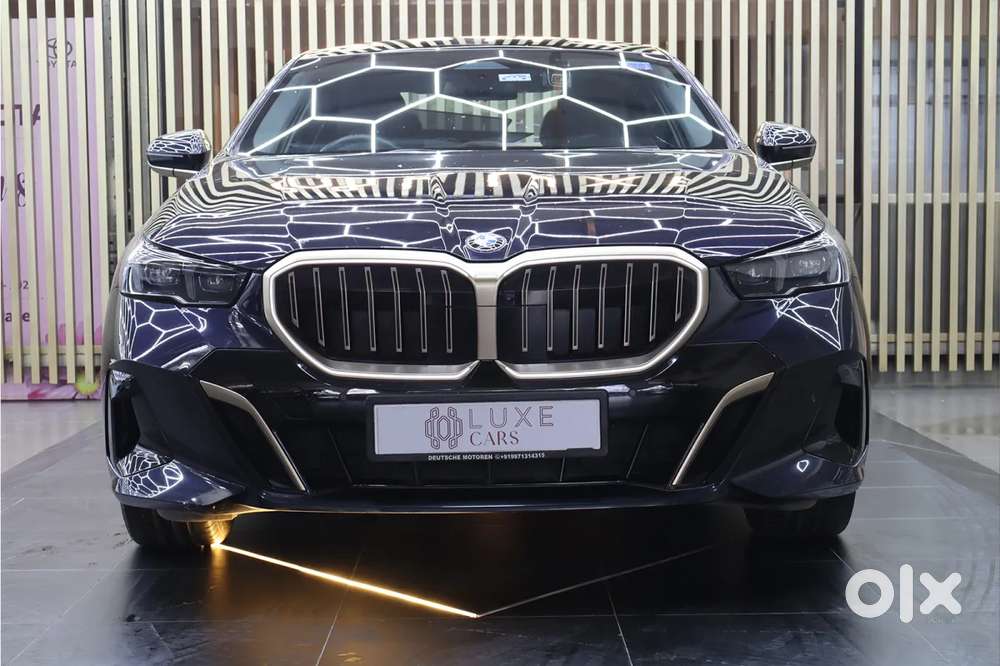 2025 BMW 5 Series, 2025, Petrol — ₹71.5L on OLX
