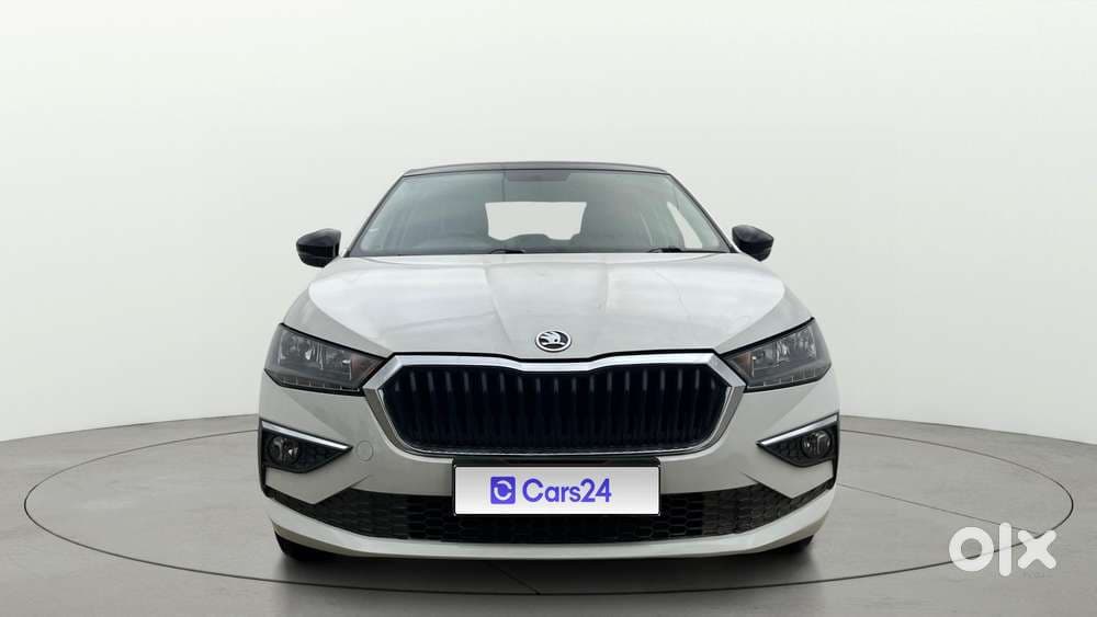 2022 1.0 Ambition TSI AT — ₹9.41L on OLX