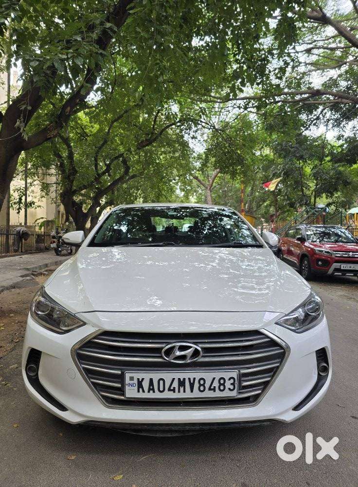 2019 Hyundai Elantra — used car price guide