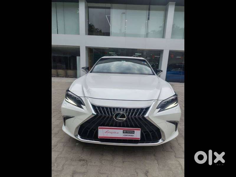 2023 300h — ₹48.0L on OLX