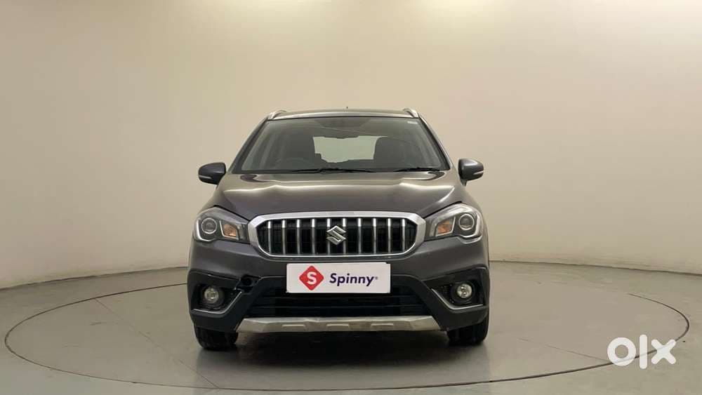 2017 1.5 Alpha — ₹6.82L on OLX