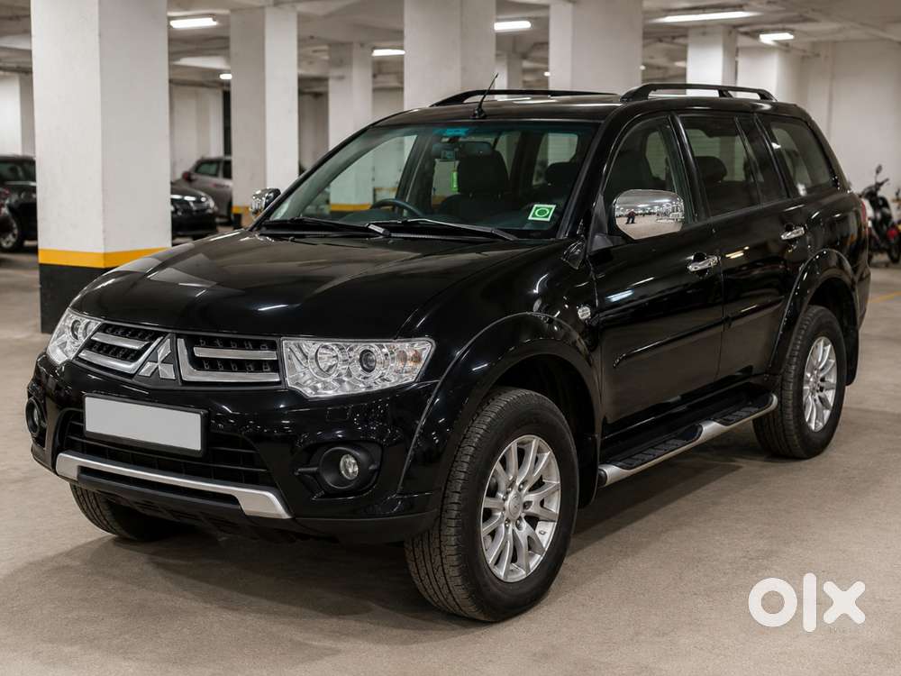 2015 Pajero Sport 4X2 Automatic — ₹11.0L on OLX