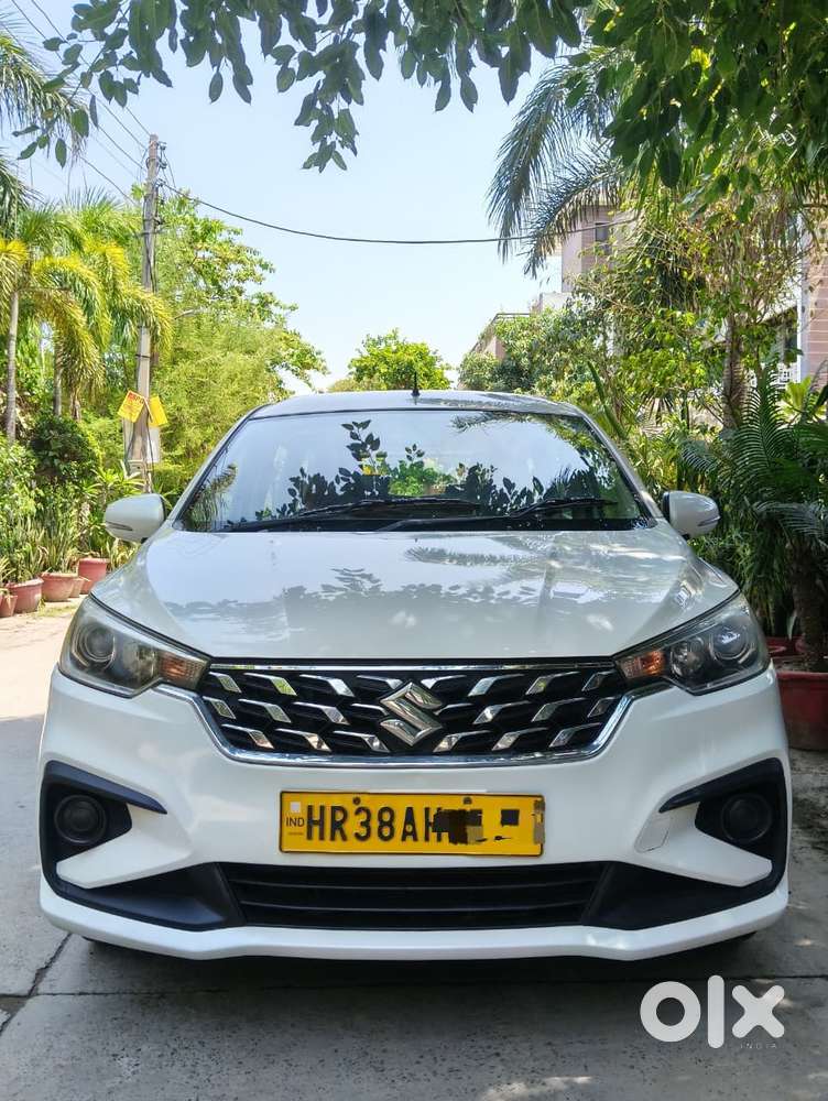 2024 1.5 Tour M — ₹9.25L on OLX
