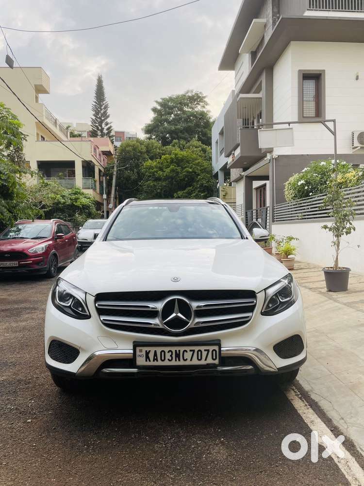 2018 GLC 220d 4Matic — ₹29.5L on OLX