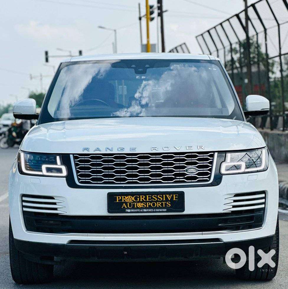 2021 SE LWB 3.0 Petrol — ₹1.3 Cr on OLX