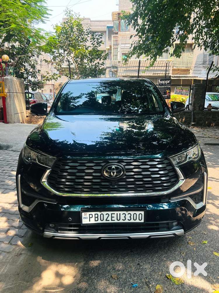 2024 2.0 ZX Hybrid 7 STR — ₹25.9L on OLX