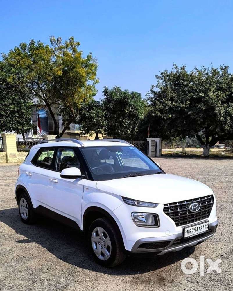 2022 S 1.2 Petrol — ₹6.15L on OLX