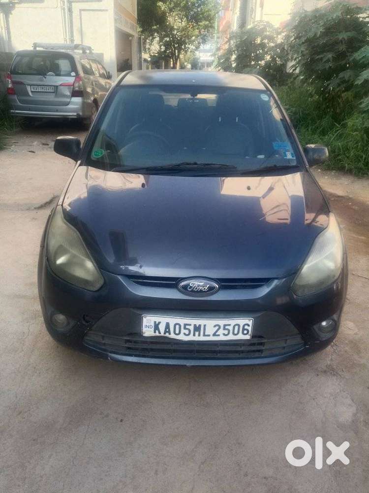 2012 2010-2012 Petrol EXI — ₹1.35L on OLX