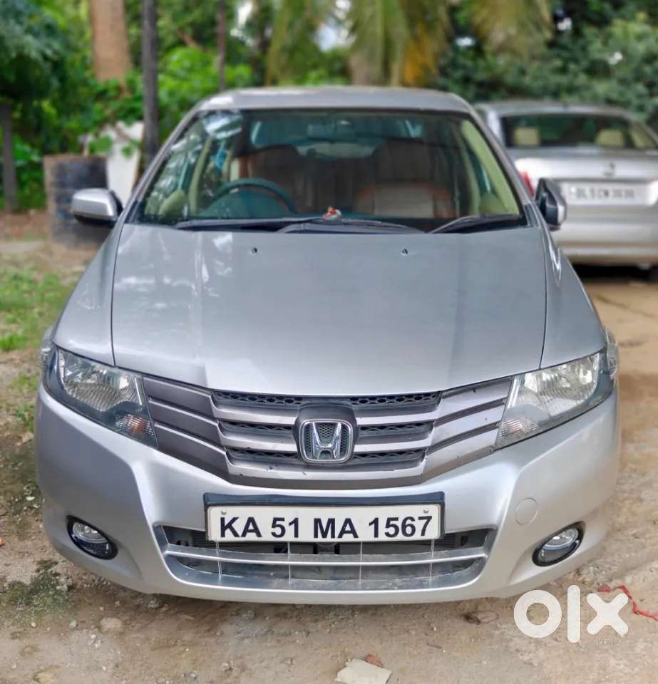 2010 V AT — ₹3.00L on OLX
