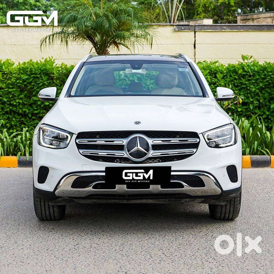 2020 Mercedes-Benz GLC, 2020, Petrol — ₹29.9L on OLX